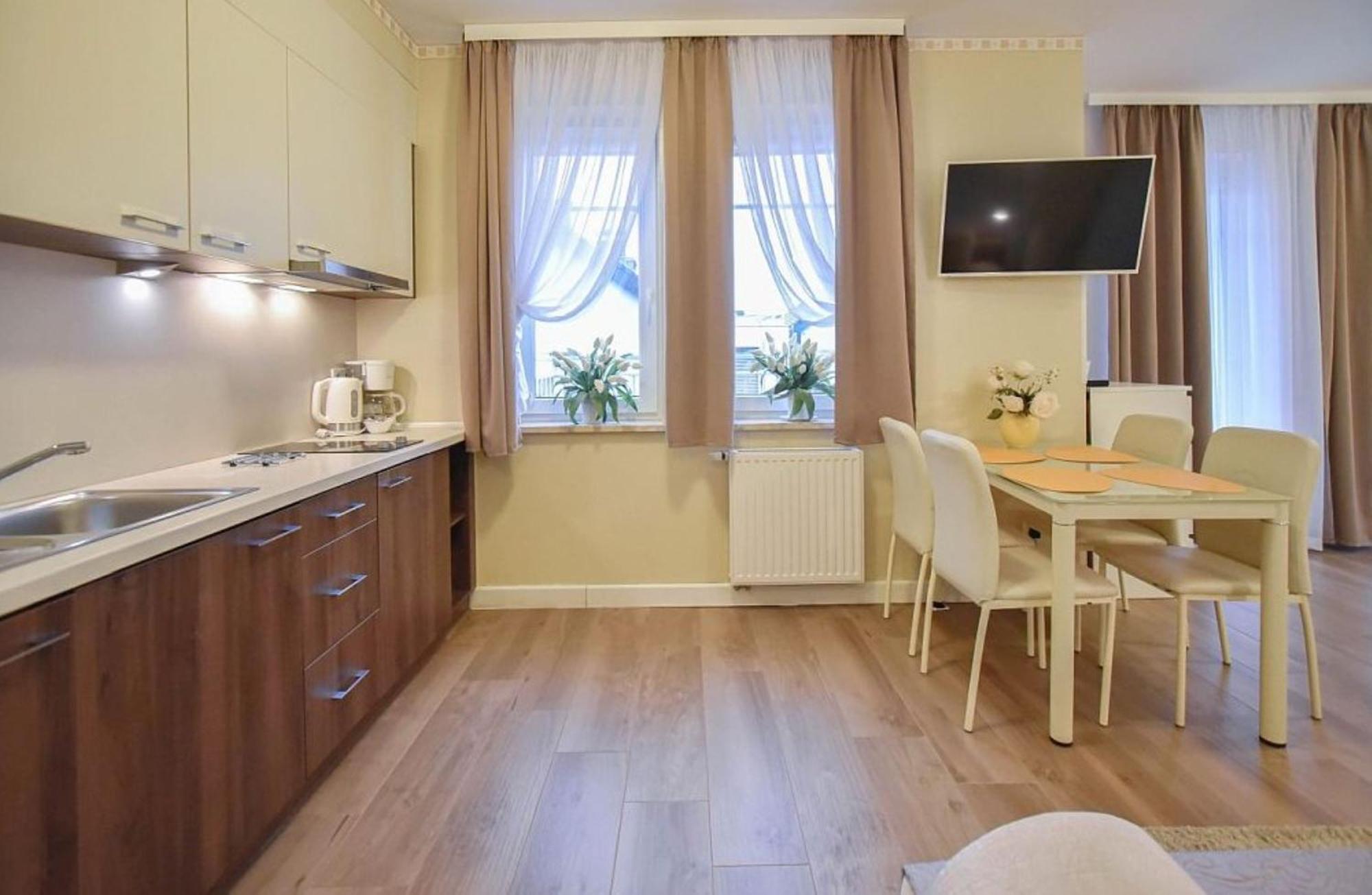 Apartamenty Na Wyspie - Aquamarina - Parking Świnoujście Exteriör bild